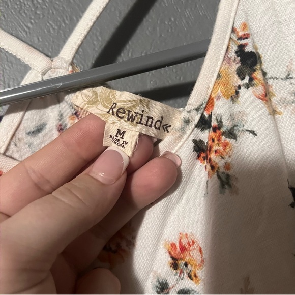 Rewind tank top - Picture 3 of 3